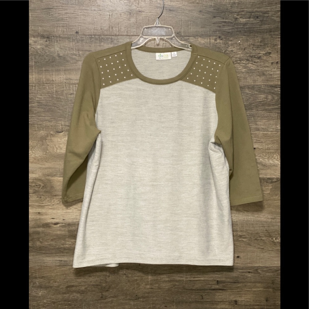 XL Olive and Grey D&CO Sweatshirt
